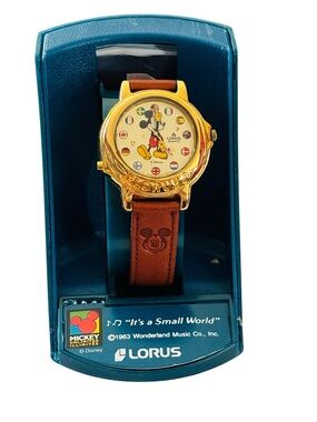 Lorus Mickey Mouse NWT Vintage Watch It’s a Small World Gold Tone Leather Strap